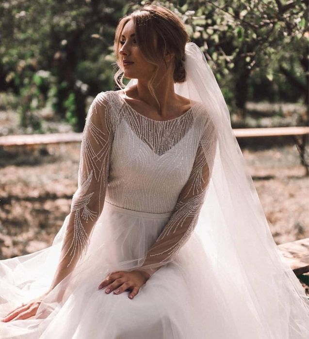 Весільна сукня зі студії “Rare Bridal”