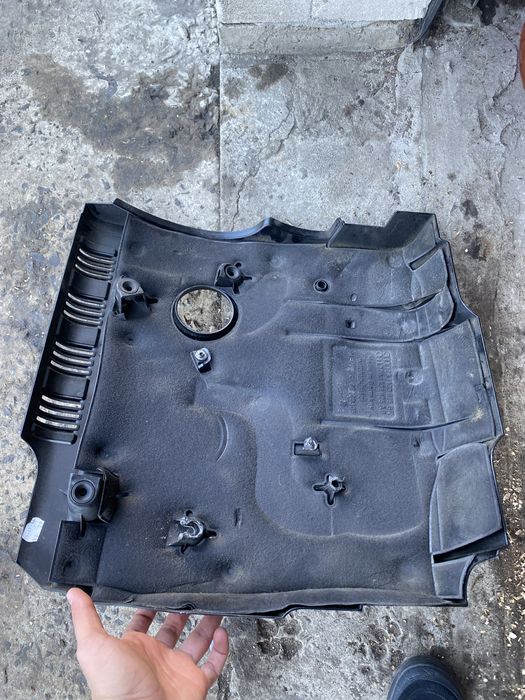 Кришка двигуна 2.0 tfsi a4 b9 b8 audi q5 8r0 80a