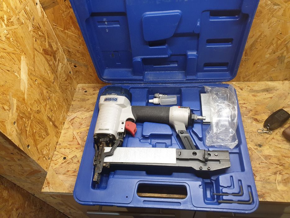Zszywacz pneumatyczny stolarski BASSO S500/40