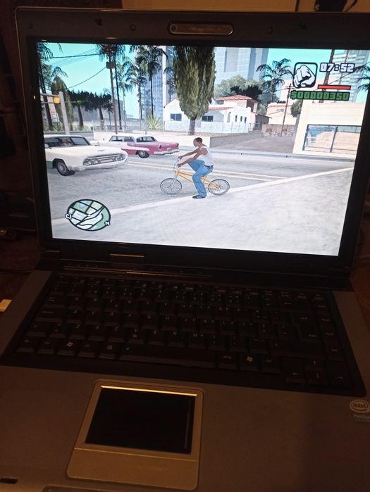 Portátil ASUS bom estado