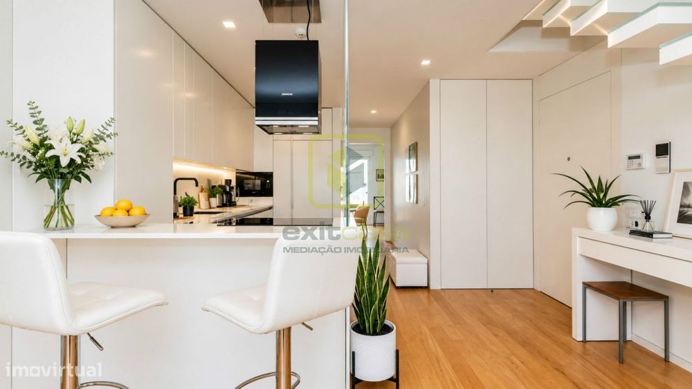 Apartamento T3 primeira linha de mar!