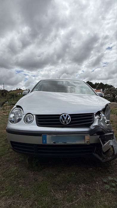 Vw polo 1.2 gasolina (acidentado)