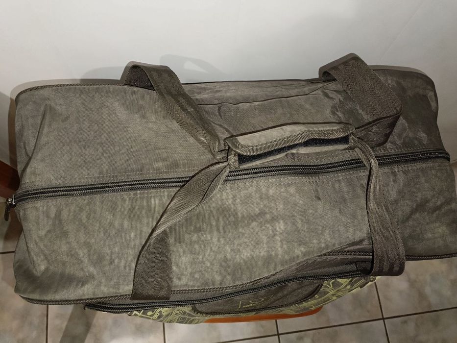 Сумка дорожная цвет хаки
