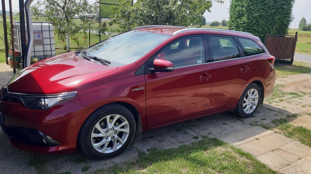 Toyota Auris Hybrid 135 Premium