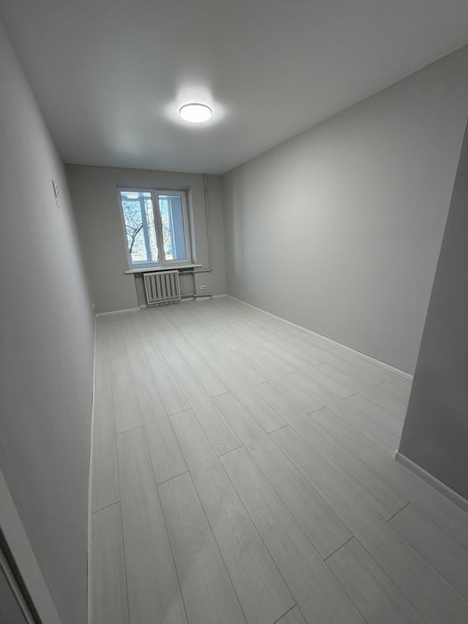 Продаж 3-к квартири по Комарова біля 6-ї школи