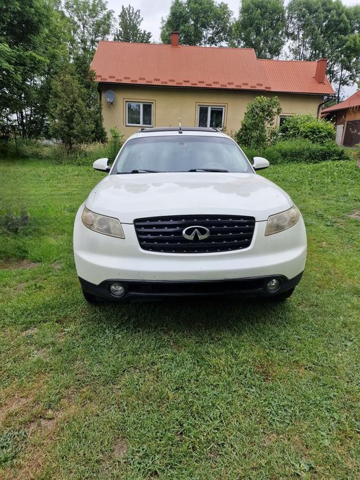 Zderzak przedni przód infiniti fx 45 fx35 części vq35de vk45de qx1