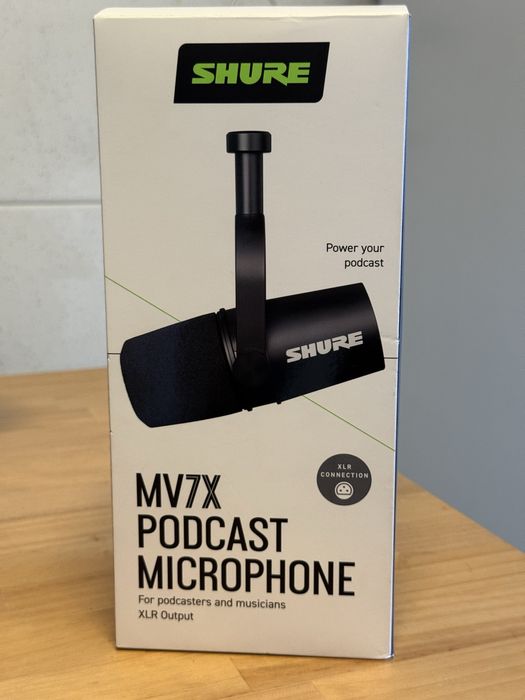 Shure mv7x xlr + M-audio solo