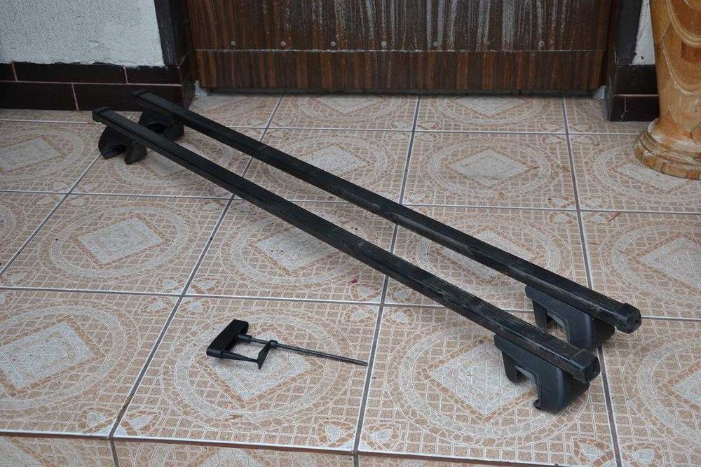 UNIWERSALNY Thule  Bagaznik dachowy,Relingi,Poprzeczki Wysyłka