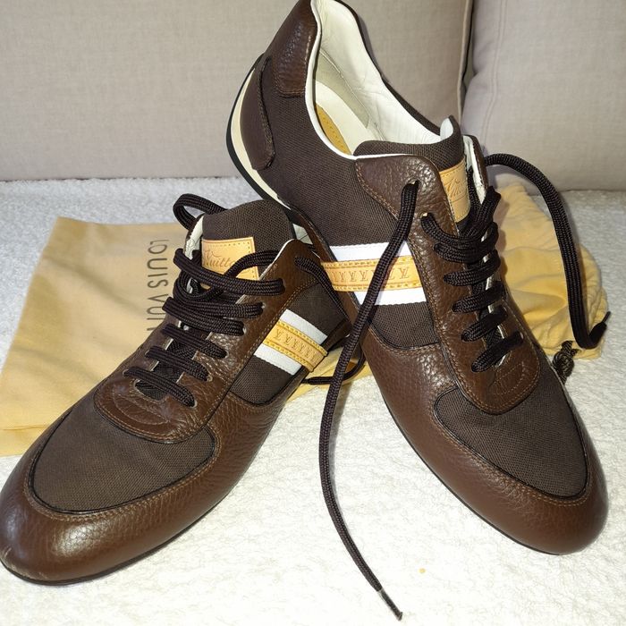 Buty sportowe  LV  męskie  rozm. 9