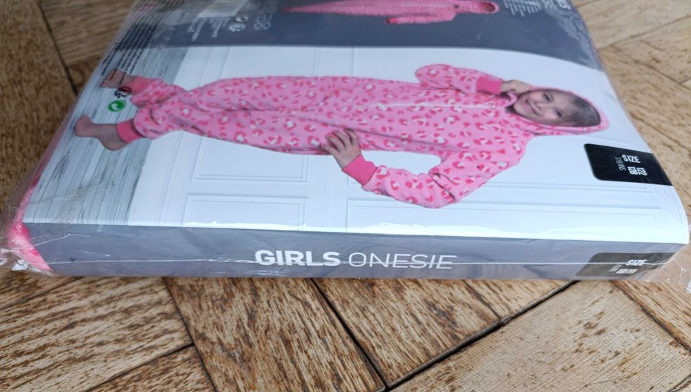 piżama pajac kombinezon polar onesie 122/128 7/8 ans