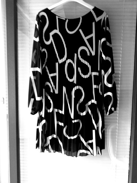 Sukienka włoska z szyfonu