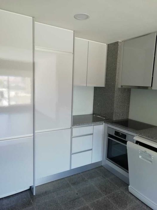 Aluga se Apartamento T1