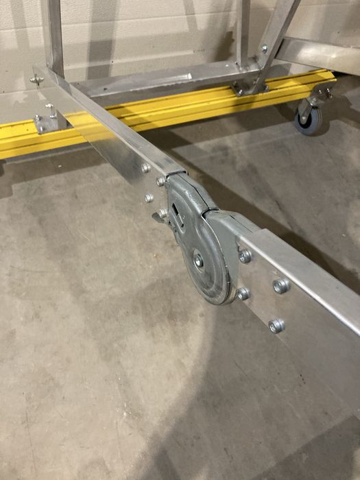 Podest magazynowy alu mobilny składany 161 cm koła poręcz solidny de