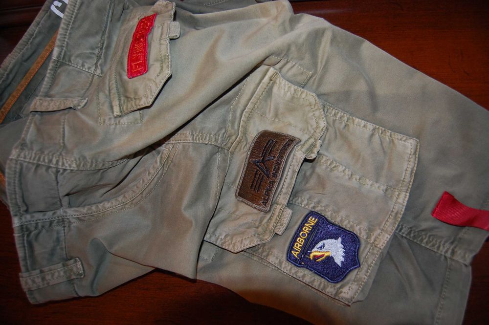 Чоловічі фірмові шорти alpha industries airborne, оригінал, 32