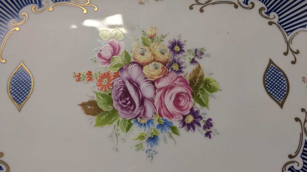 Prato de Bolo e Travessa em porcelana Limoges pintada à mão e assinada