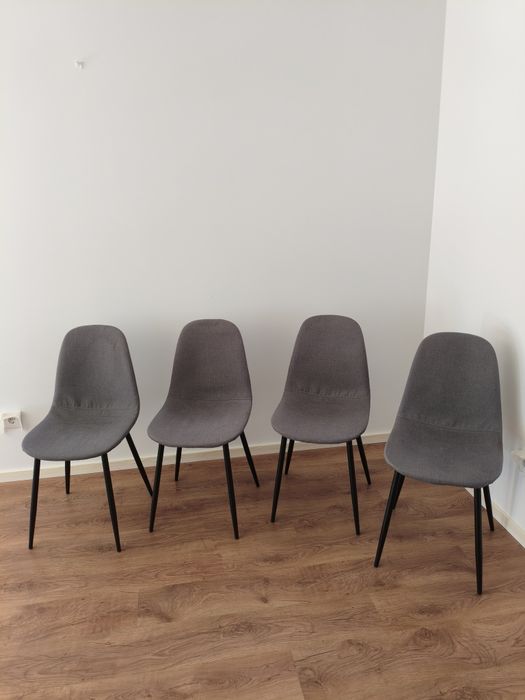 4 Cadeiras (Marca JOM)