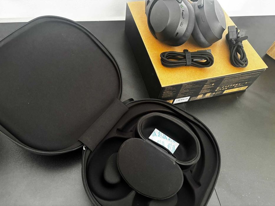 Razer Barracuda Pro como novo com caixa