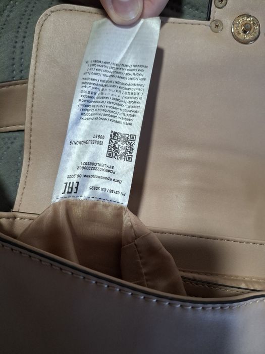 Mala Guess ombro e tiracolo