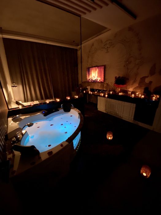 Kraków VIP Apartamenty z JACUZZI- Stare Miasto-darmowy parking