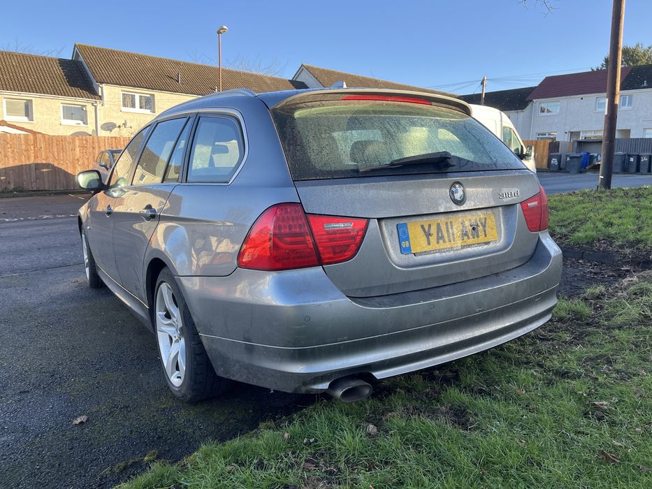 Bmw E91 318d exclusive edition polift 2011 anglik 2.0 n47