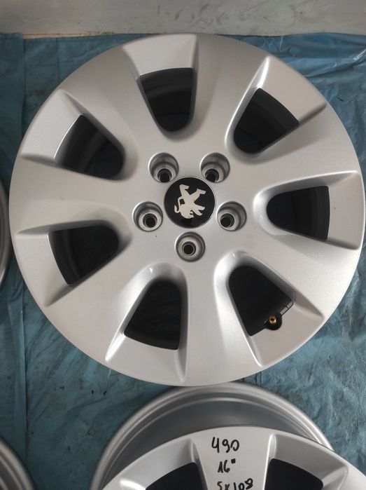 490 Felgi aluminiowe PEUGEOT R 16 5x108 otwór 65 mm NOWE