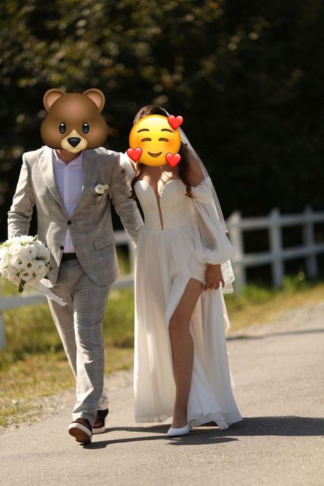 Легка і зручна весільна сукня на літо.