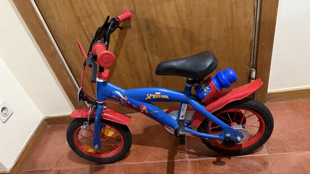 Bicicleta  Menino  do Homem Aranha 12” Impecavel