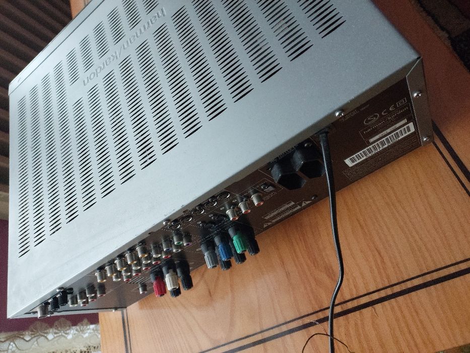 Amplituner harman kardon avr 130