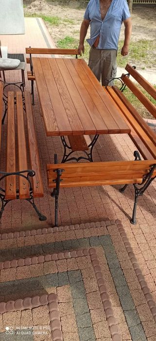 Stół drewniany plus ławki