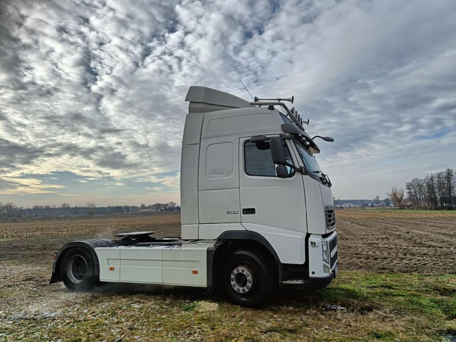 Volvo FH13  Volvo FH 13, uszkodzony silnik
