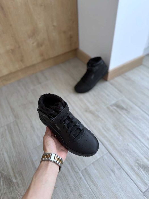 США! Теплі жіночі кросівки Puma Carina 2.0 MID 387380-01 Оригінал37-39