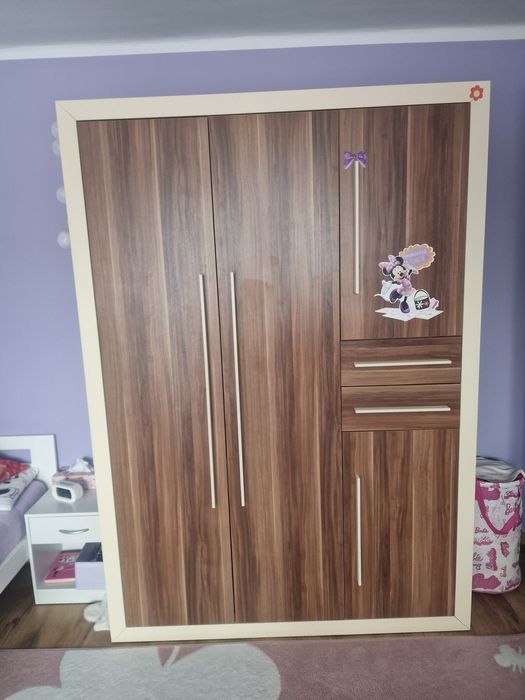 Komplet mebli - szafa, regał,  komin, komoda - w cenie nowej szafy !