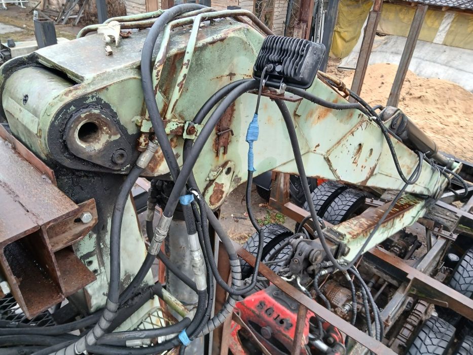 Камаз маніпулятор LOGLIFT 95 лісовоз