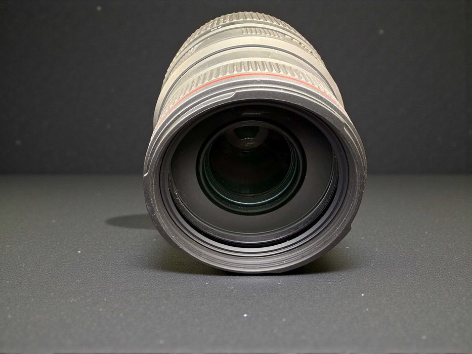 Sony A68 + 2 obiektywy (18-55 + 70-300) Stan jak nowy, komplet!