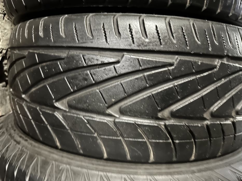666 Пара шин R20 225/35 Nitto (Toyo) Neo Gen