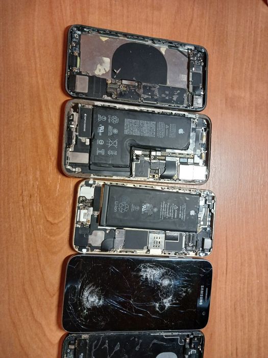 Лот iphone и samsung