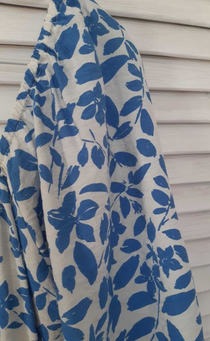 Платье мини в принт с рукавами mango