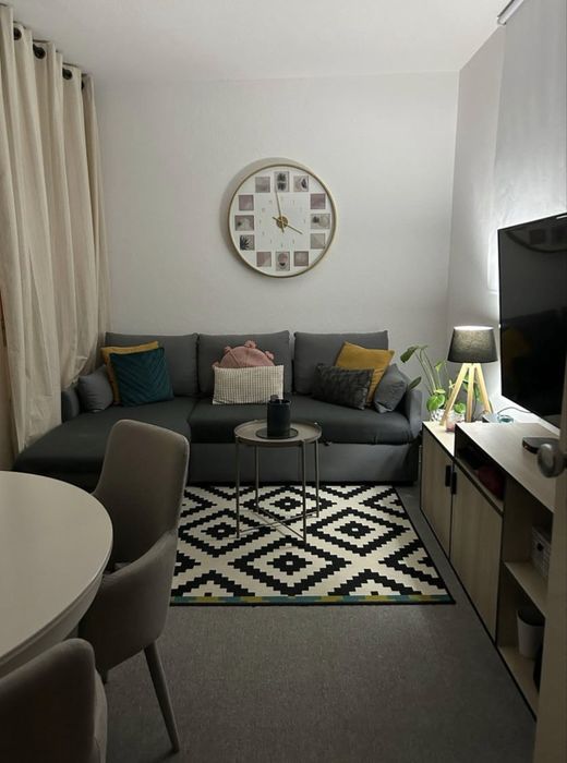 Sofá chaise lounge e cama