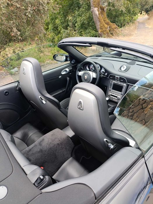 Porsche 911-997 Carrera 4S - cabrio - 2007 - c/caixa manual