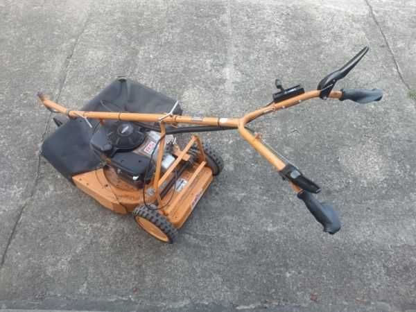 Kosiarka karczownica AS Motor