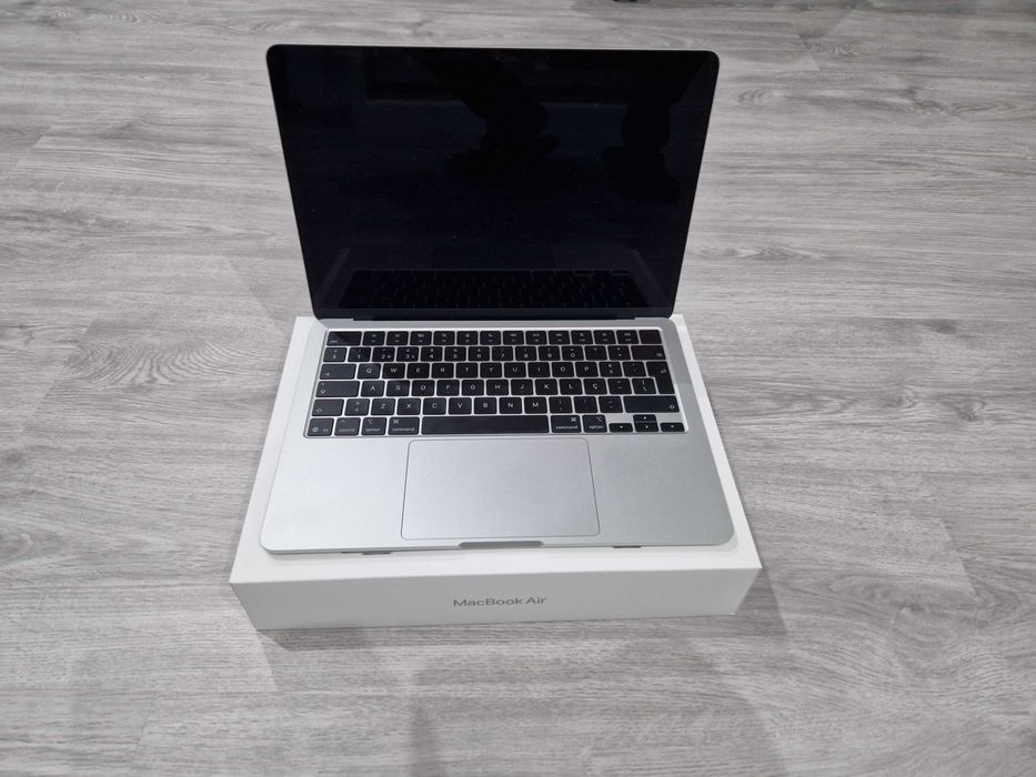 MacBook Air M4| 13" | 24GB RAM | 512 GB SSD | Cinza | Como Novo