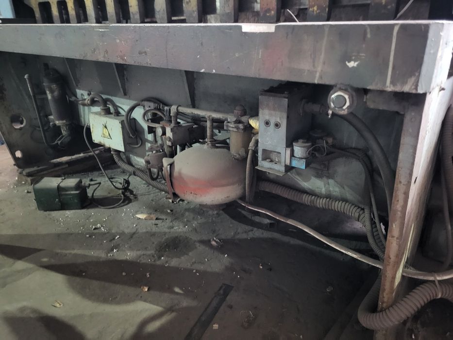 Продам гильотину