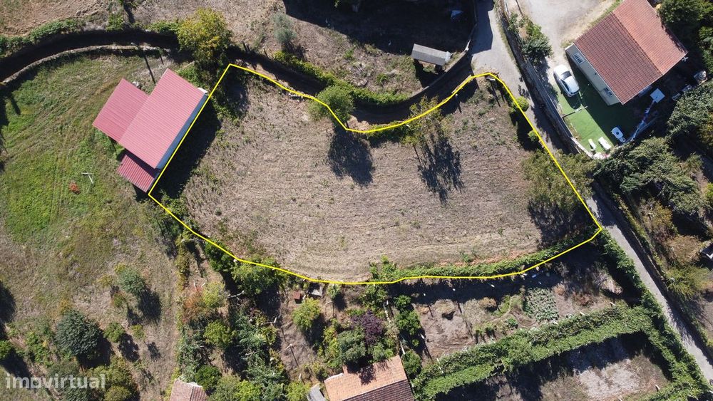 Terreno p/ construção – Vouzela — Cambra E Carvalhal De Vermilhas, Viseu