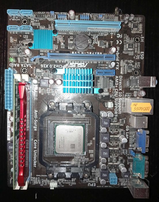 Czesci Asus GTX550TI AMD fx-6300 3,5ghz gpu  12GBRAM  Asus M5A7BL-MLX3