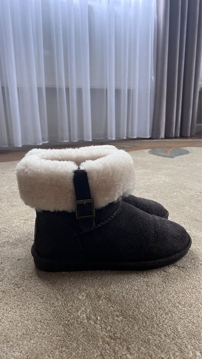 Продам натуральные угги