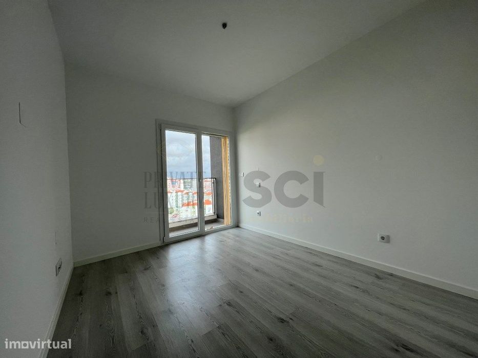 Apartamento Novo T1 Quinta da Fábrica