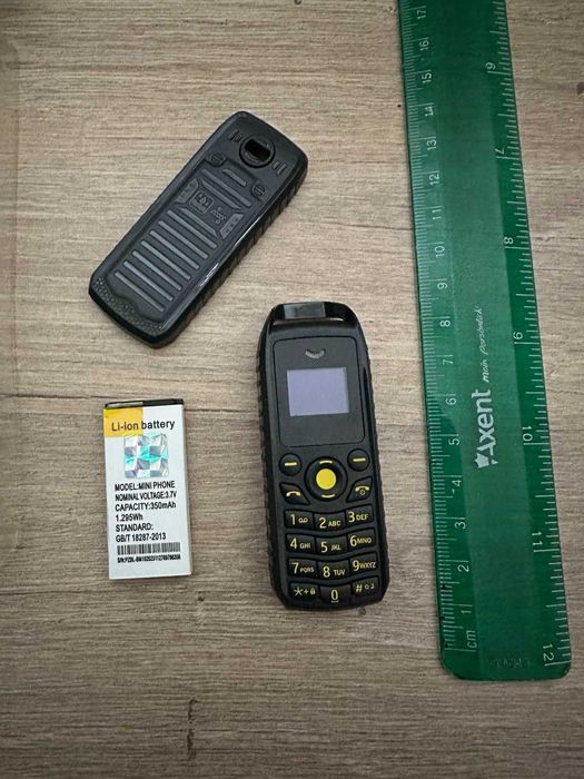 Мікро міні мобільний телефон на 2 сім карти