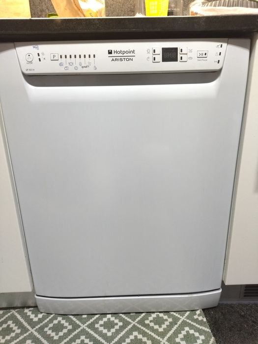 Máquina Lavar Loiça Ariston Hotpoint-LFF8114