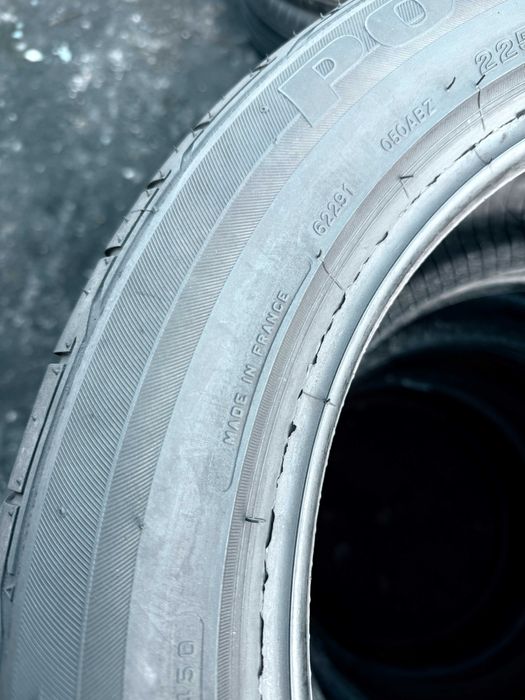 225 50 17 Bridgestone Potenza RE 050 A 90% Шини Літо 2024 ПАРА