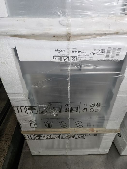 Máquina lavar loiça encastre Whirlpool